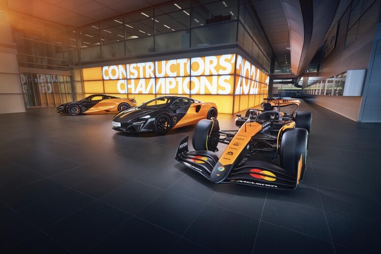 McLaren, arrivano Artura e 750 S MCL38 Celebration Edition © ANSA/McLaren