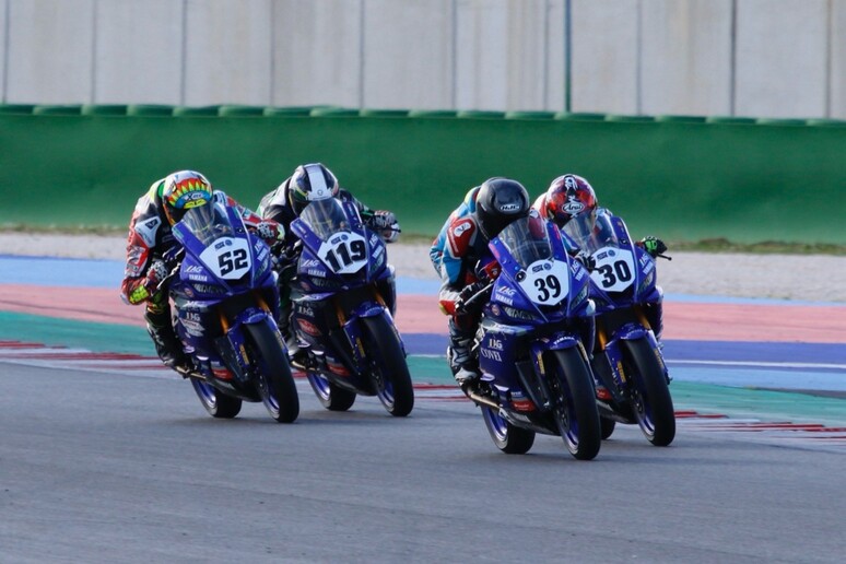 Aperte le iscrizioni ai trofei Yamaha R3 e R7 Cup - RIPRODUZIONE RISERVATA