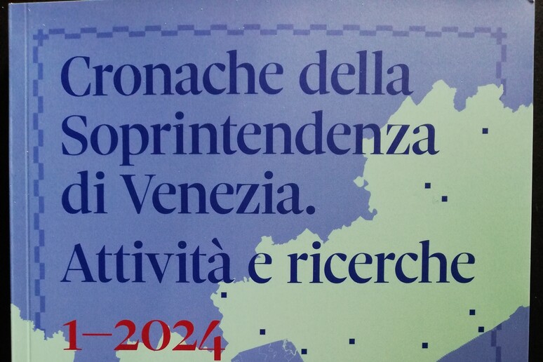 - RIPRODUZIONE RISERVATA