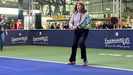 Santanché visita Racquet Trend Expo e gioca a tennis